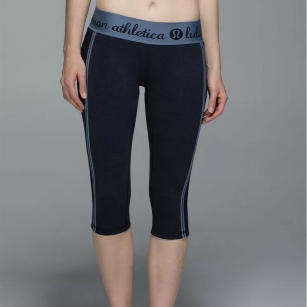 Lululemon Rare Inner Essence Crop Legging Y2K Heathered Naval Blue Running Sz 4